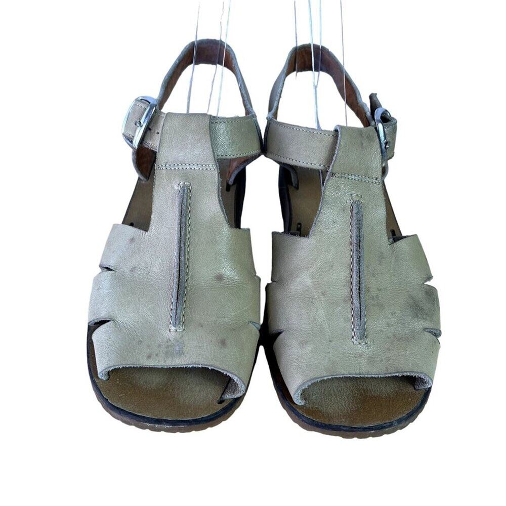 Le petit Lord Girls Sandals Size 6 Leather Upper & Lining Slingback